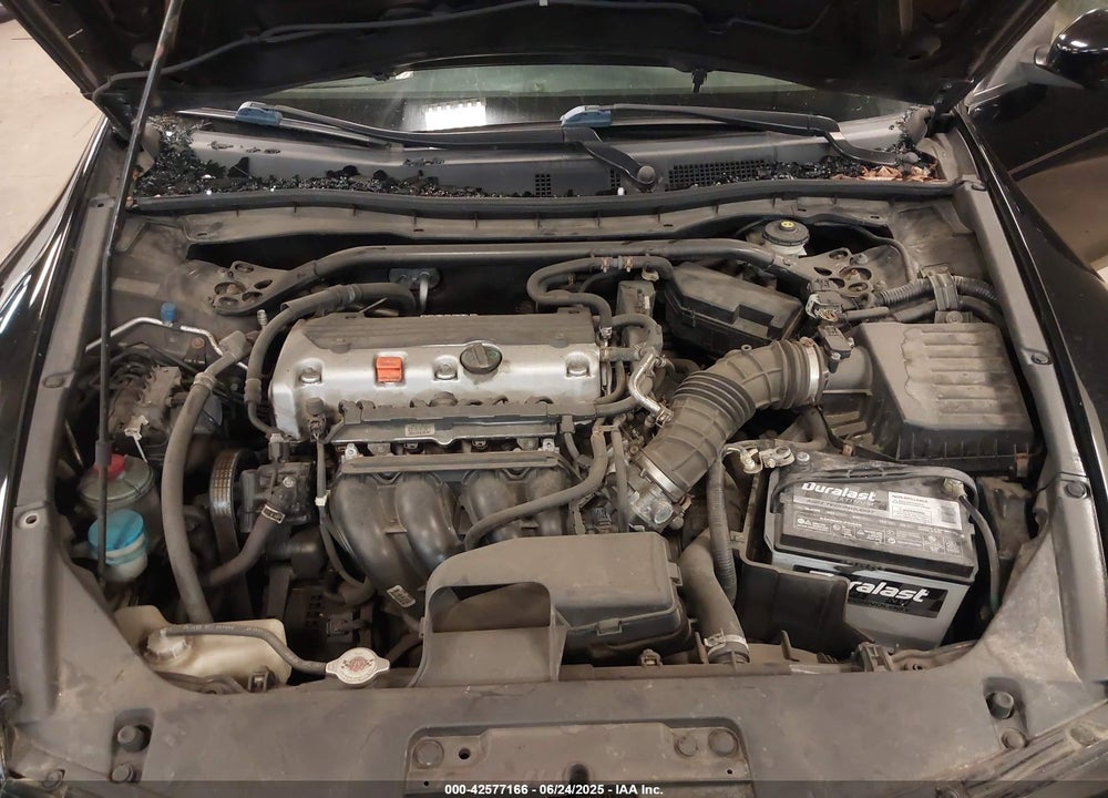 2010 HONDA ACCORD VIN: 1HGCS1B83AA008655