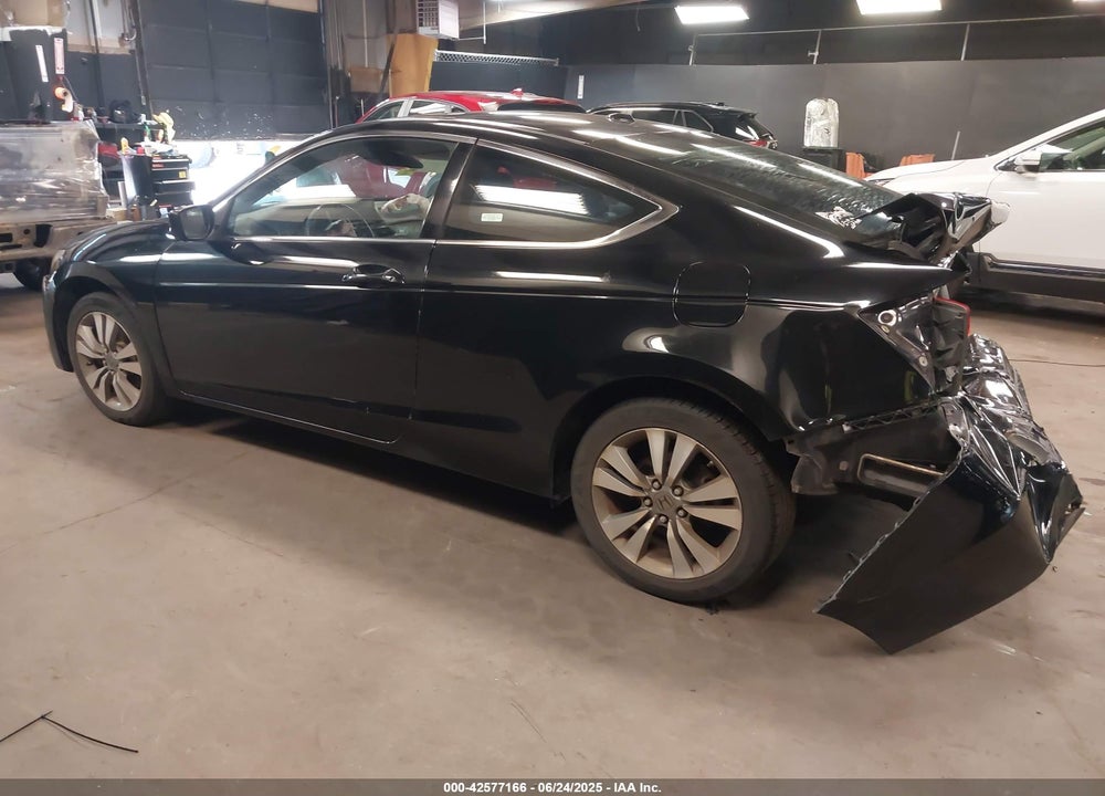 2010 HONDA ACCORD VIN: 1HGCS1B83AA008655