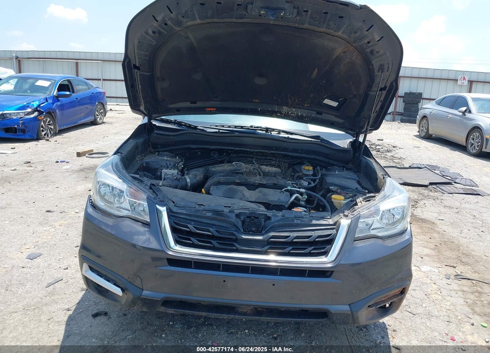 2018 SUBARU FORESTER VIN: JF2SJAEC3JH523063