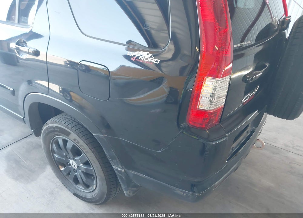 2006 HONDA CR-V SE VIN: JHLRD78996C052373