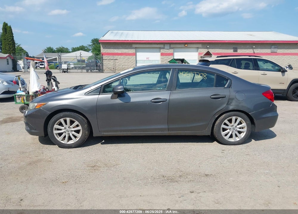 2012 HONDA CIVIC VIN: 2HGFB2F93CH331419