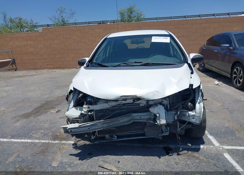 2016 HONDA FIT LX VIN: JHMGK5H58GX020647