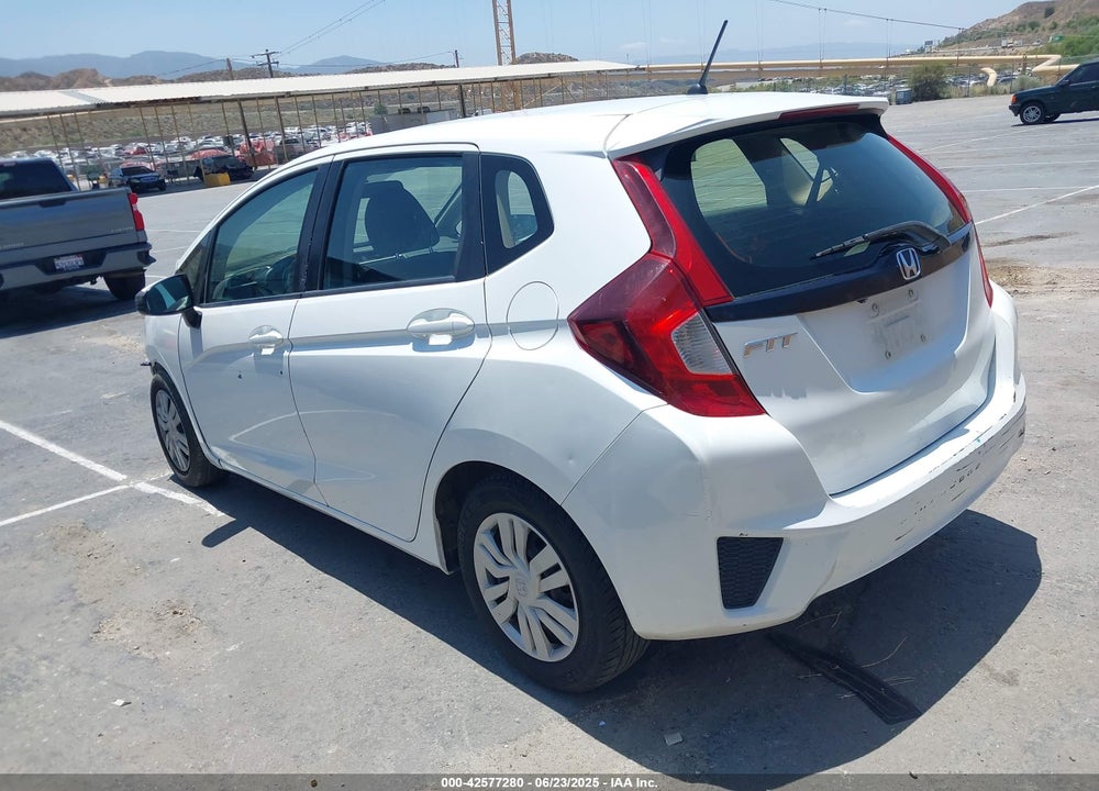 2016 HONDA FIT LX VIN: JHMGK5H58GX020647