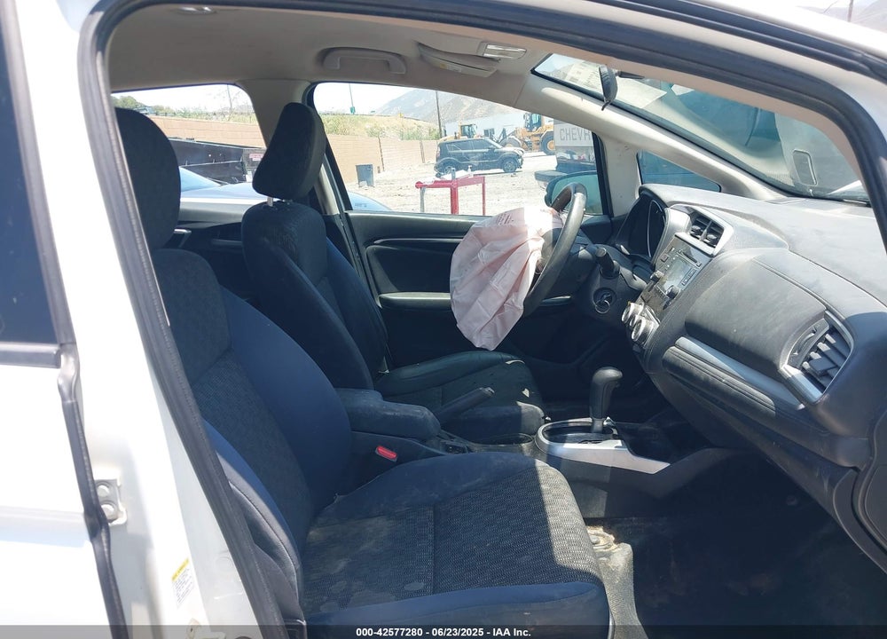 2016 HONDA FIT LX VIN: JHMGK5H58GX020647