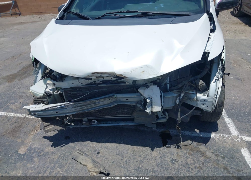 2016 HONDA FIT LX VIN: JHMGK5H58GX020647