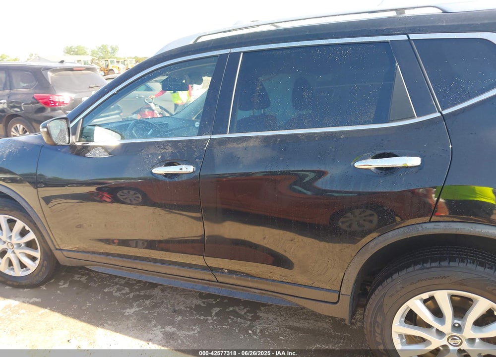 2019 NISSAN ROGUE VIN: JN8AT2MV4KW372202