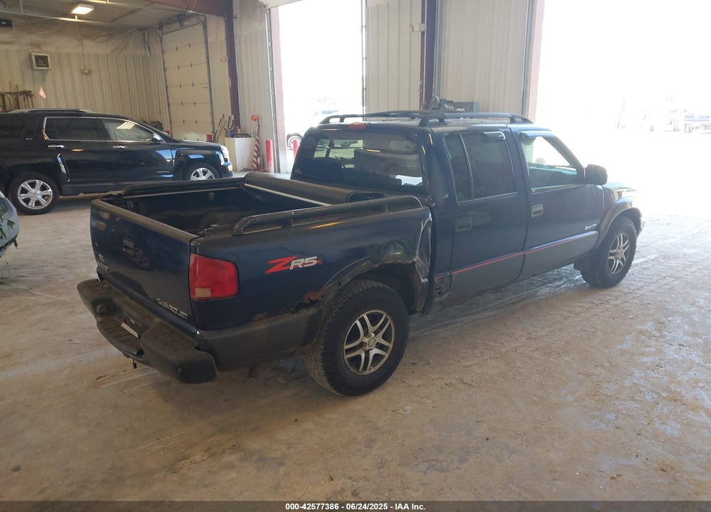 2004 CHEVROLET S-10 LS VIN: 1GCDT13X54K101701