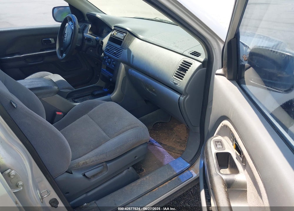 2003 HONDA PILOT LX VIN: 2HKYF18193H571563