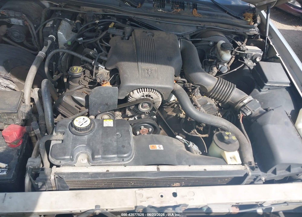 2004 FORD CROWN VICTORIA LX VIN: 2FAHP74W74X120705