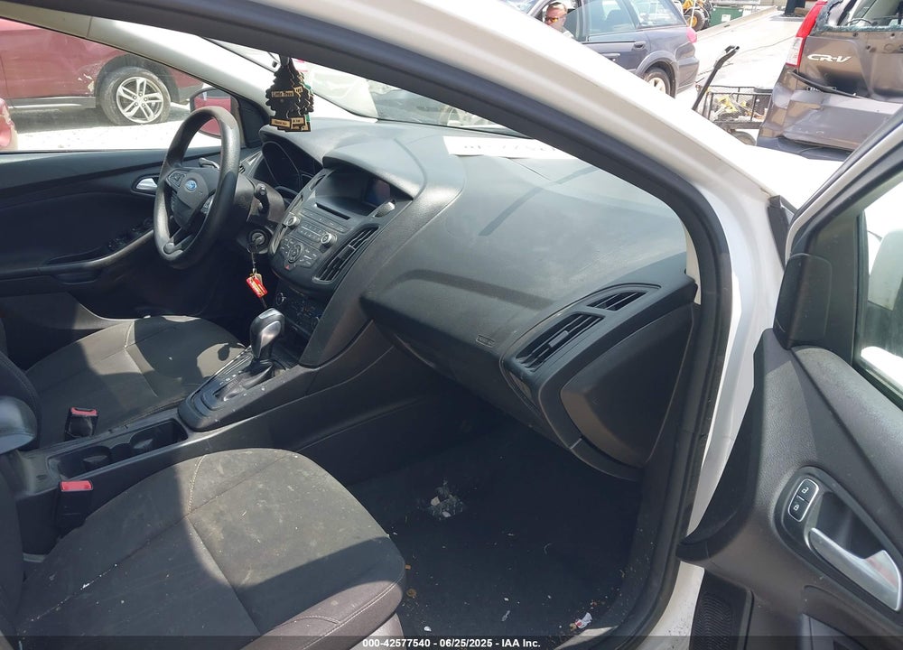 2015 FORD FOCUS VIN: 1FADP3K23FL294942