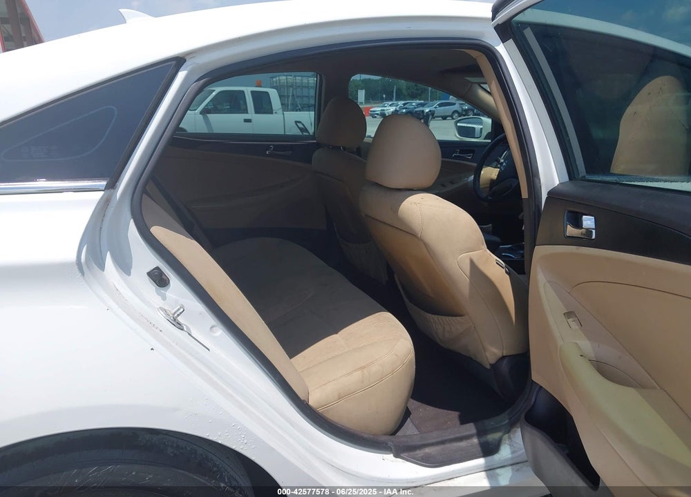 2013 HYUNDAI SONATA VIN: 5NPEB4AC9DH551973