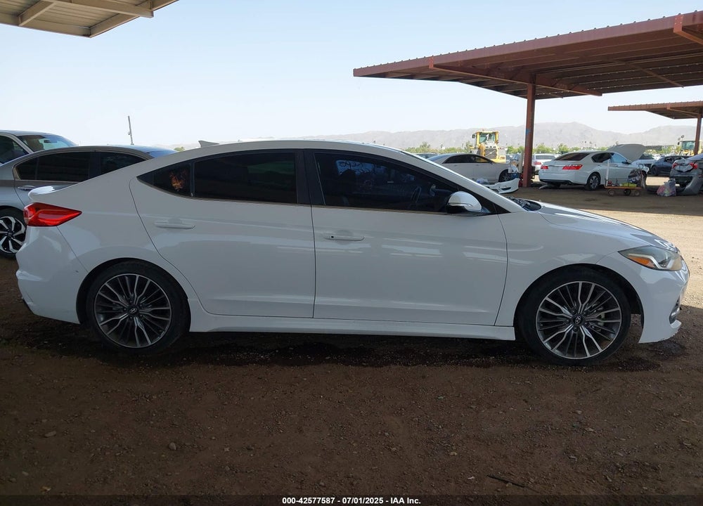 2018 HYUNDAI ELANTRA VIN: KMHD04LB5JU454174