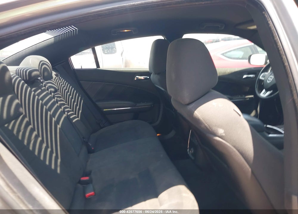 2011 DODGE CHARGER VIN: 2B3CL5CTXBH610317