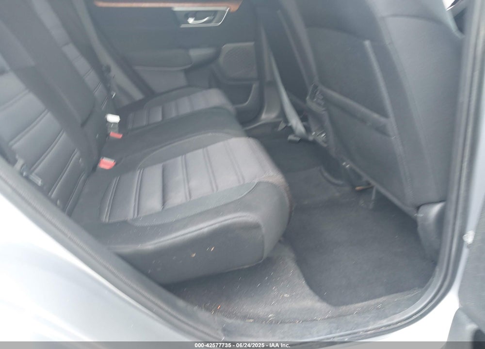 2018 HONDA CR-V VIN: 2HKRW2H53JH133776