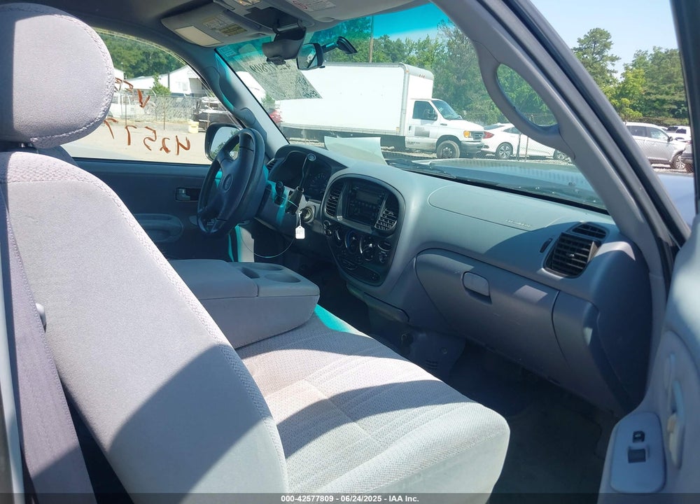 2002 TOYOTA TUNDRA SR5 V8 VIN: 5TBBT44112S299002