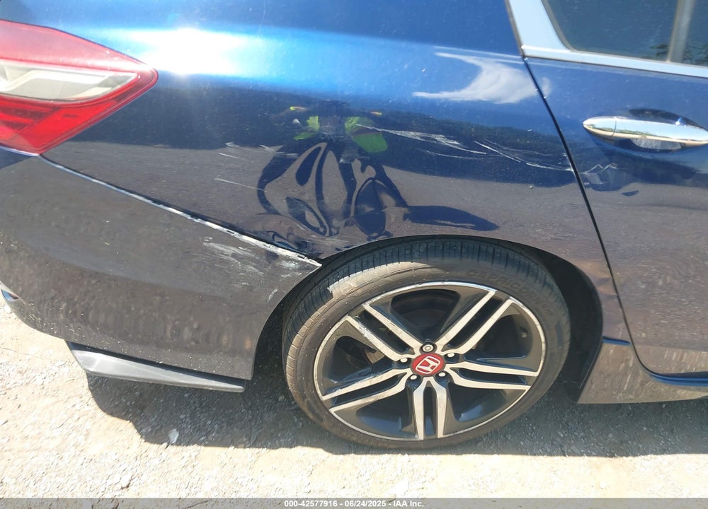 2016 HONDA ACCORD VIN: 1HGCR2F59GA046451