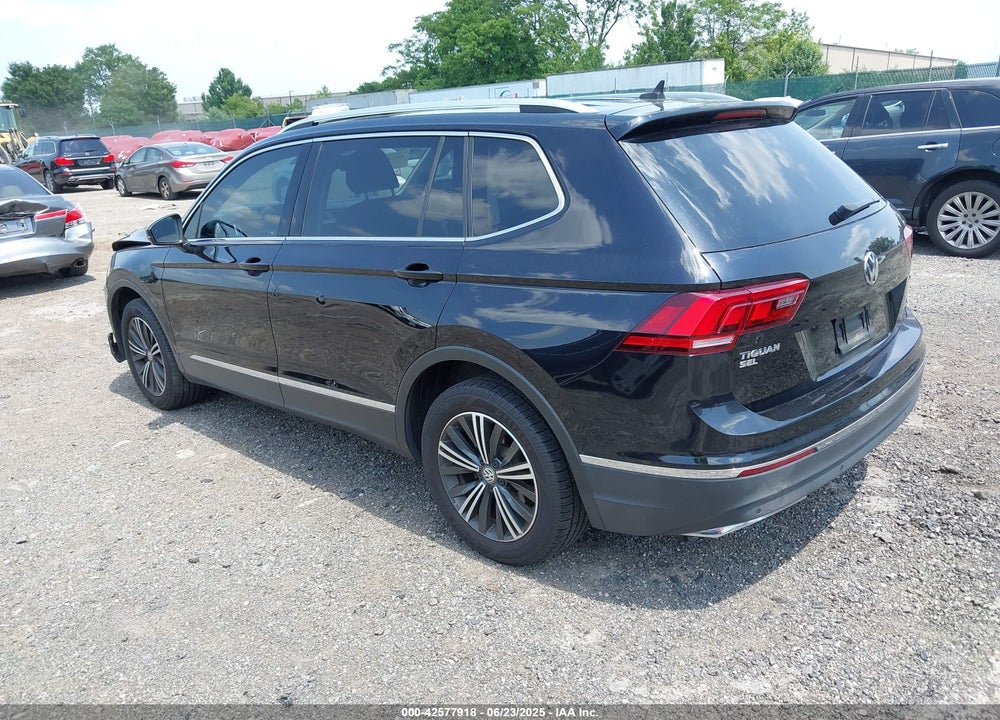 2019 VOLKSWAGEN TIGUAN VIN: 3VV2B7AX6KM007401