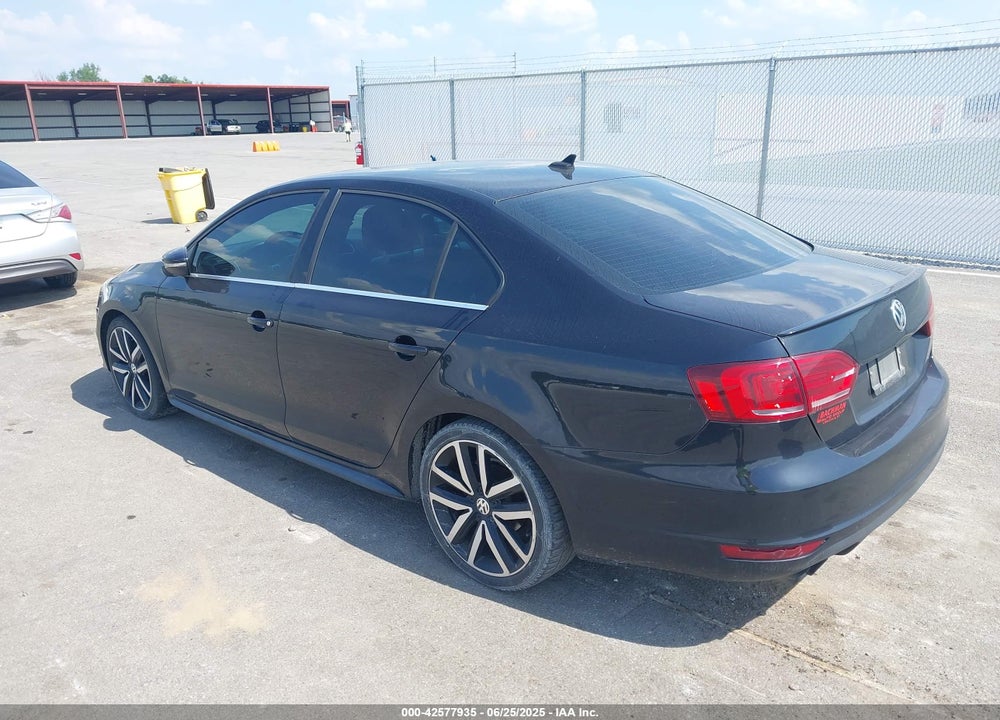 2013 VOLKSWAGEN JETTA GLI AUTOBAHN VIN: 3VW4T7AJ3DM308823