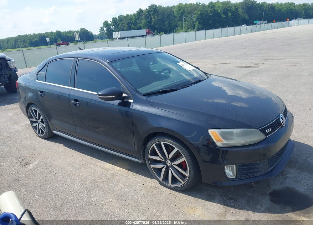 2013 VOLKSWAGEN JETTA GLI AUTOBAHN VIN: 3VW4T7AJ3DM308823