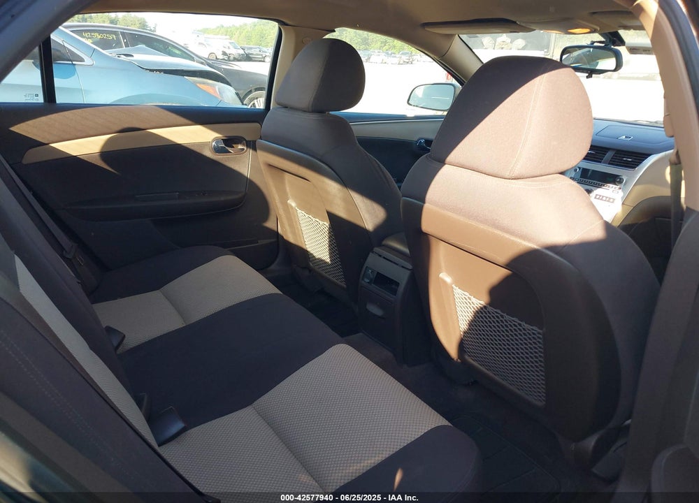 2011 CHEVROLET MALIBU VIN: 1G1ZB5E16BF279379