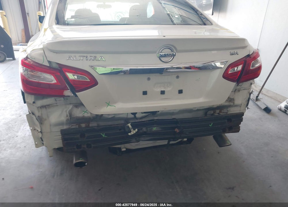 2016 NISSAN ALTIMA VIN: 1N4AL3AP2GC190018