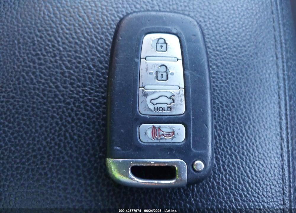 2013 KIA OPTIMA HYBRID VIN: KNAGM4AD2D5053686