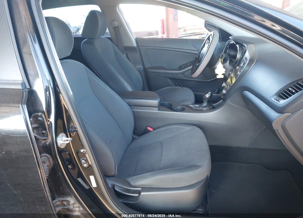 2013 KIA OPTIMA HYBRID VIN: KNAGM4AD2D5053686
