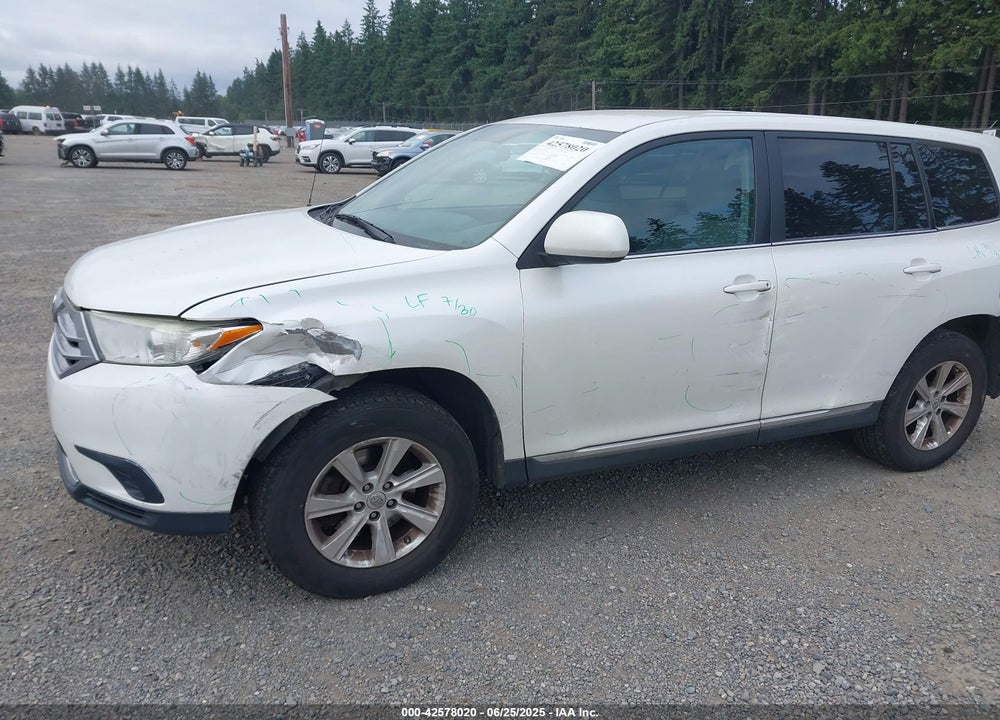 2011 TOYOTA HIGHLANDER VIN: 5TDBK3EH9BS072771