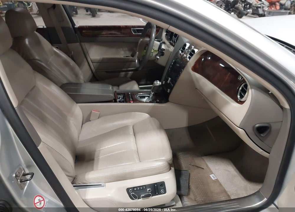 2006 BENTLEY CONTINENTAL VIN: SCBBR53W76C031798