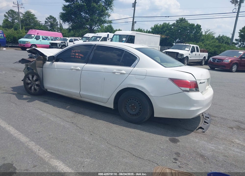2008 HONDA ACCORD VIN: 1HGCP26868A112830