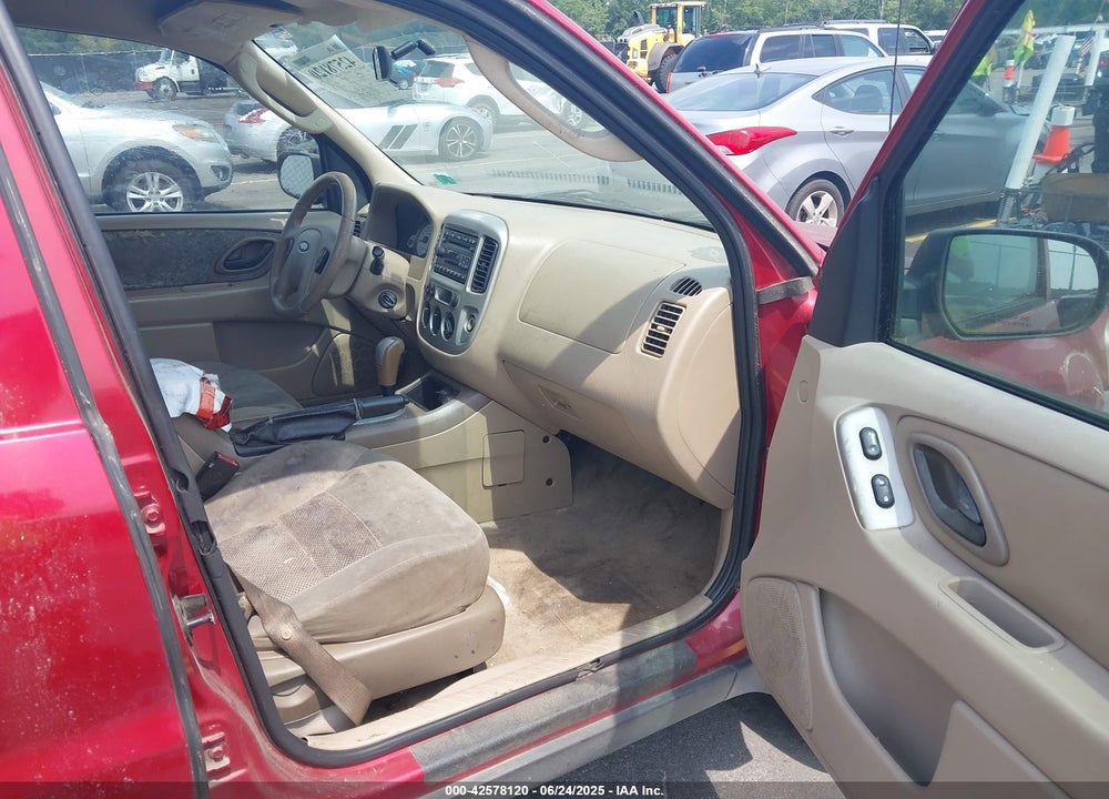 2006 FORD ESCAPE VIN: 1FMYU03136KD09448