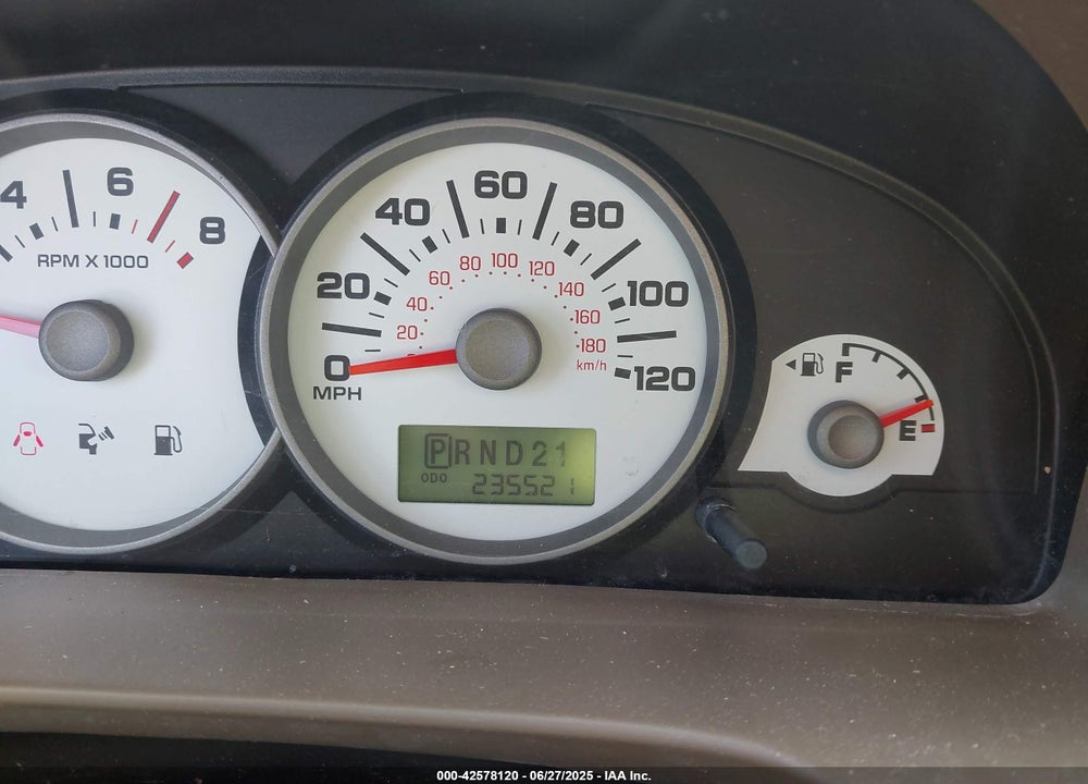 2006 FORD ESCAPE VIN: 1FMYU03136KD09448