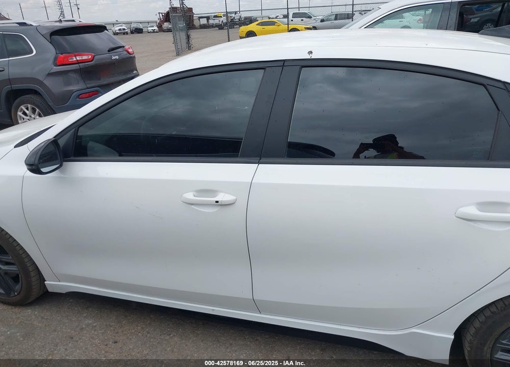2021 KIA FORTE VIN: 3KPF34AD0ME328249