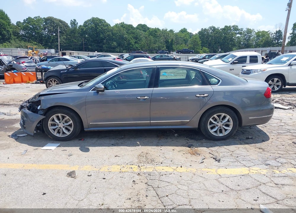 2016 VOLKSWAGEN PASSAT VIN: 1VWAS7A3XGC008984