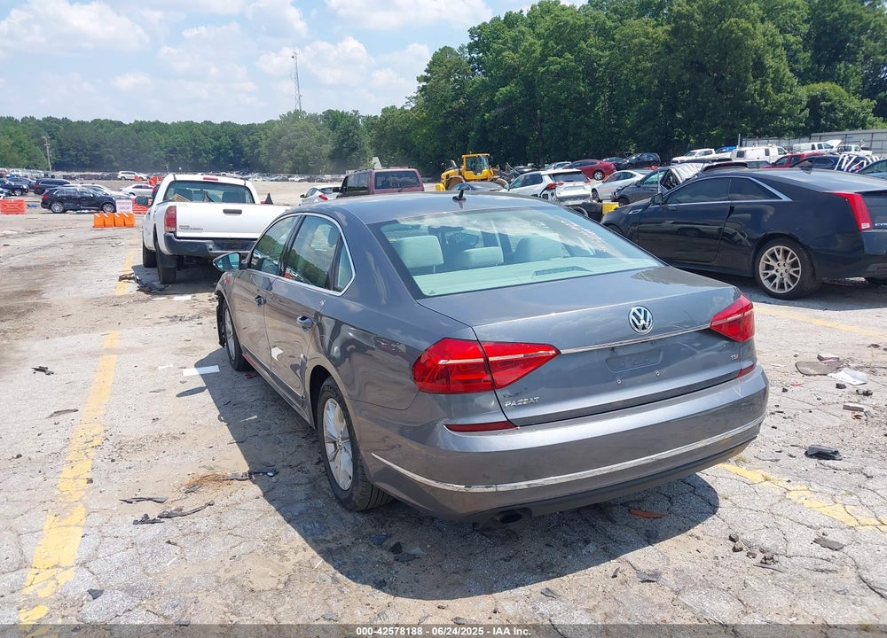 2016 VOLKSWAGEN PASSAT VIN: 1VWAS7A3XGC008984
