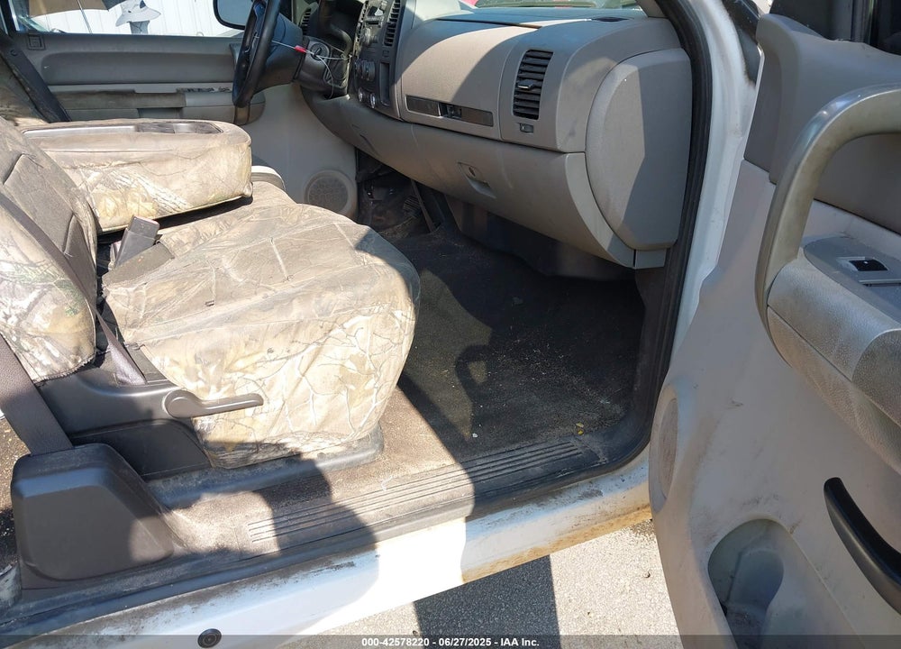 2009 CHEVROLET SILVERADO 1500 VIN: 1GCEC19J49Z176945