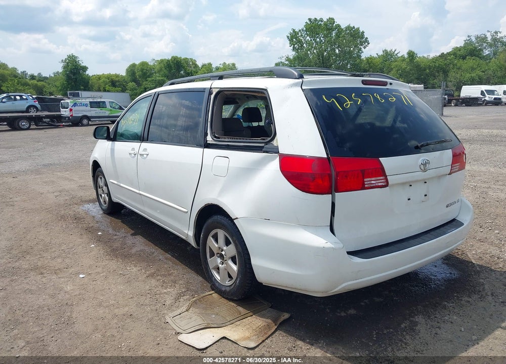 2004 TOYOTA SIENNA VIN: 5TDZA23C74S161552