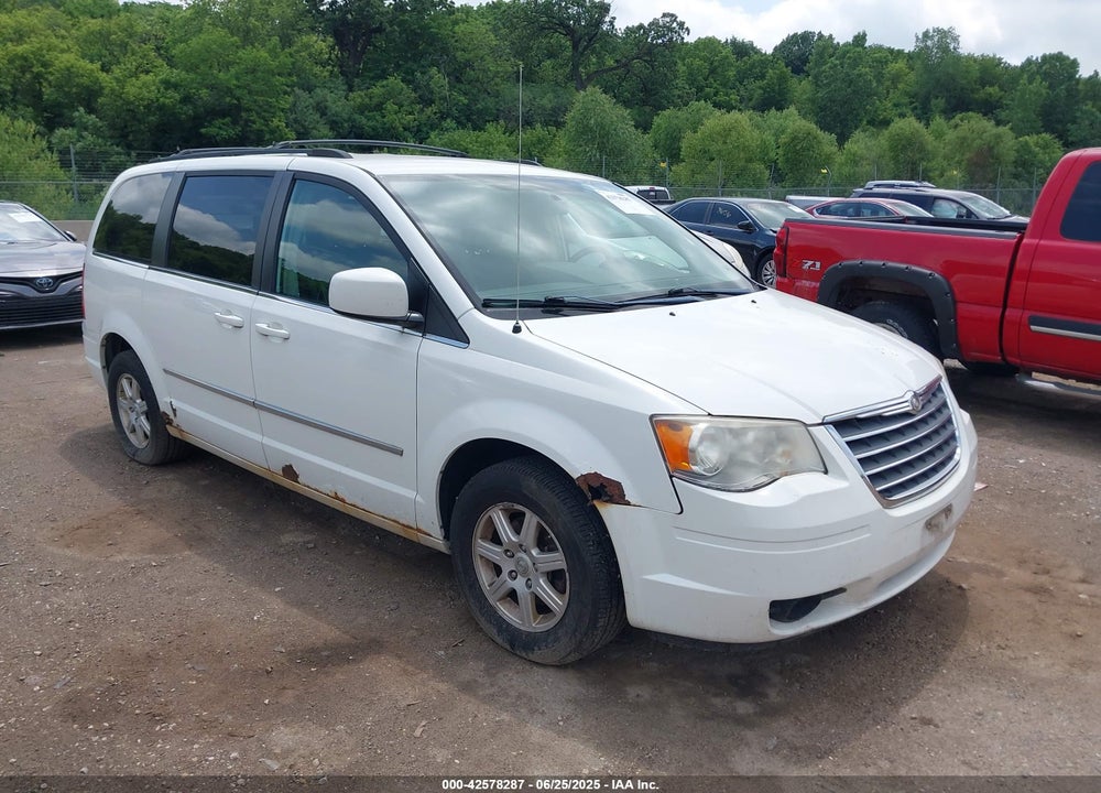 2010 CHRYSLER TOWN & COUNTRY TOURING PLUS VIN: 2A4RR8DX5AR496188