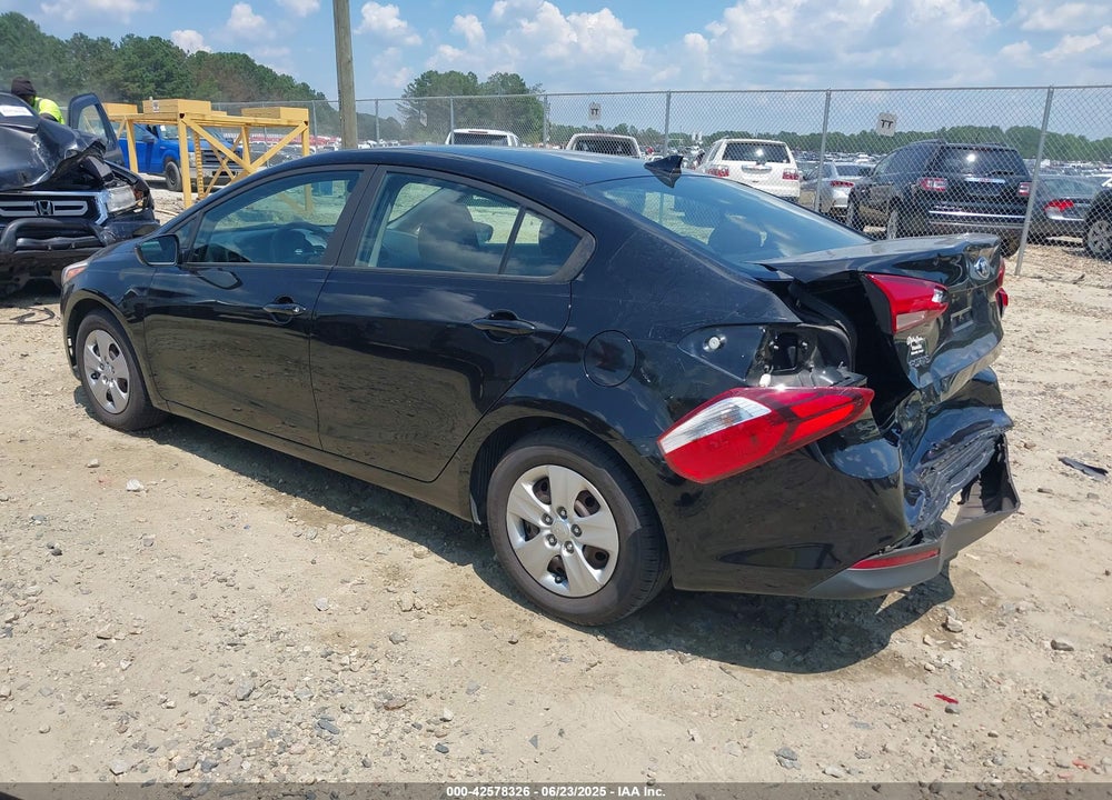 2017 KIA FORTE VIN: 3KPFK4A76HE020053