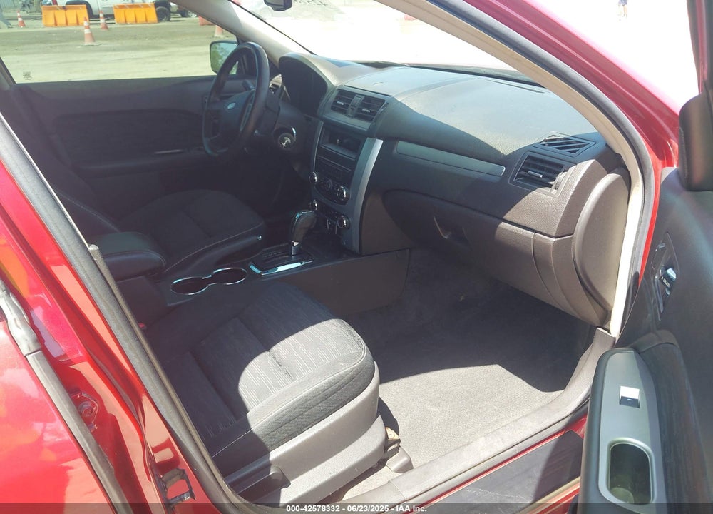 2010 FORD FUSION VIN: 3FAHP0HA7AR349689
