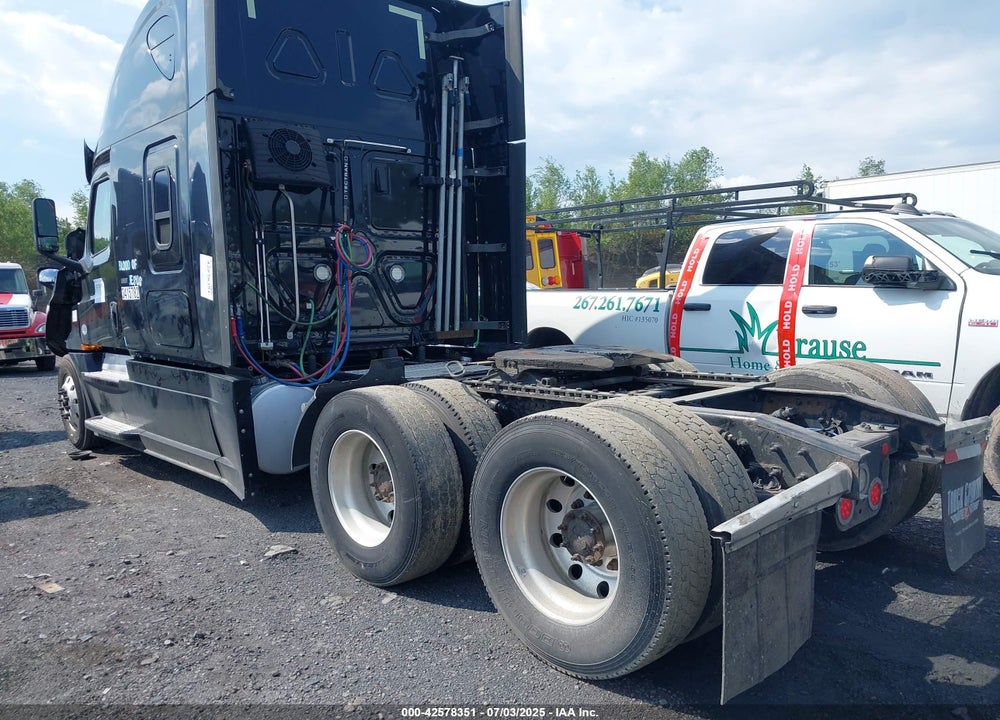 2019 FREIGHTLINER NEW CASCADIA 126 VIN: 1FUJHHDR9KLKJ9537