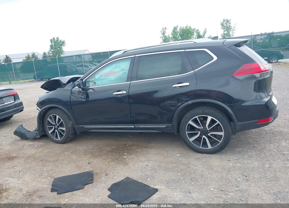 2017 NISSAN ROGUE SL VIN: 5N1AT2MV6HC764325