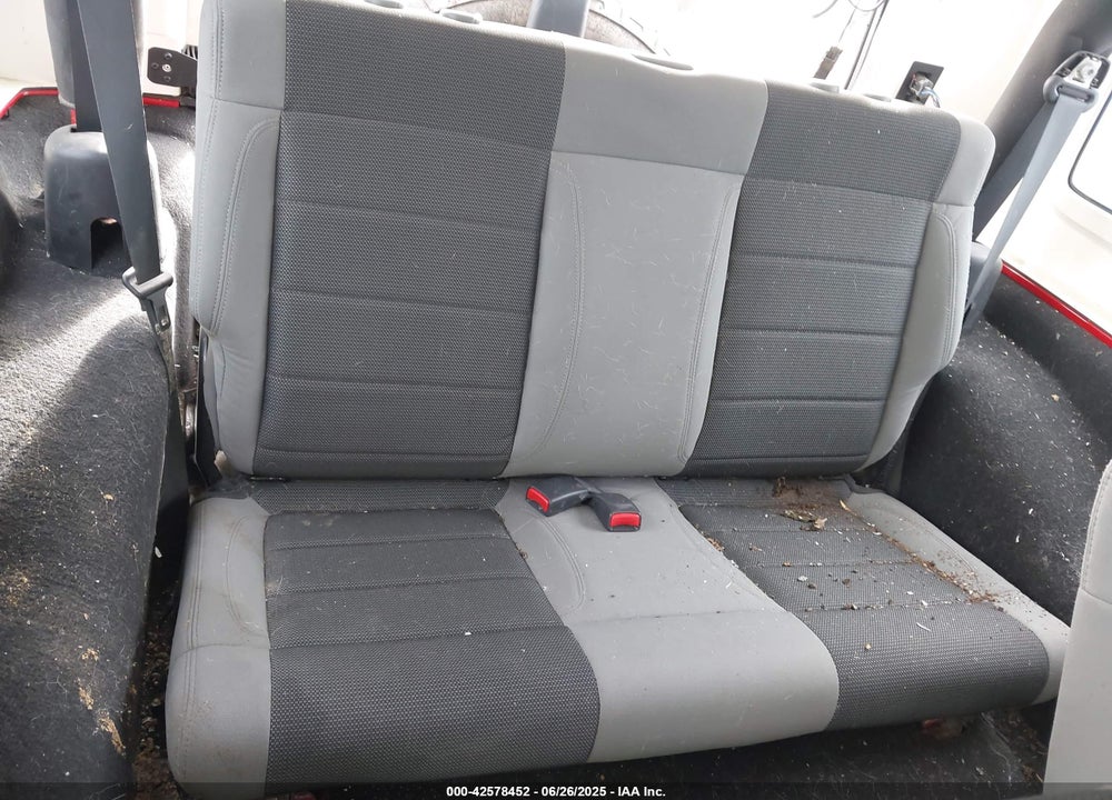 2007 JEEP WRANGLER / VIN: 1J4FA24167L134634