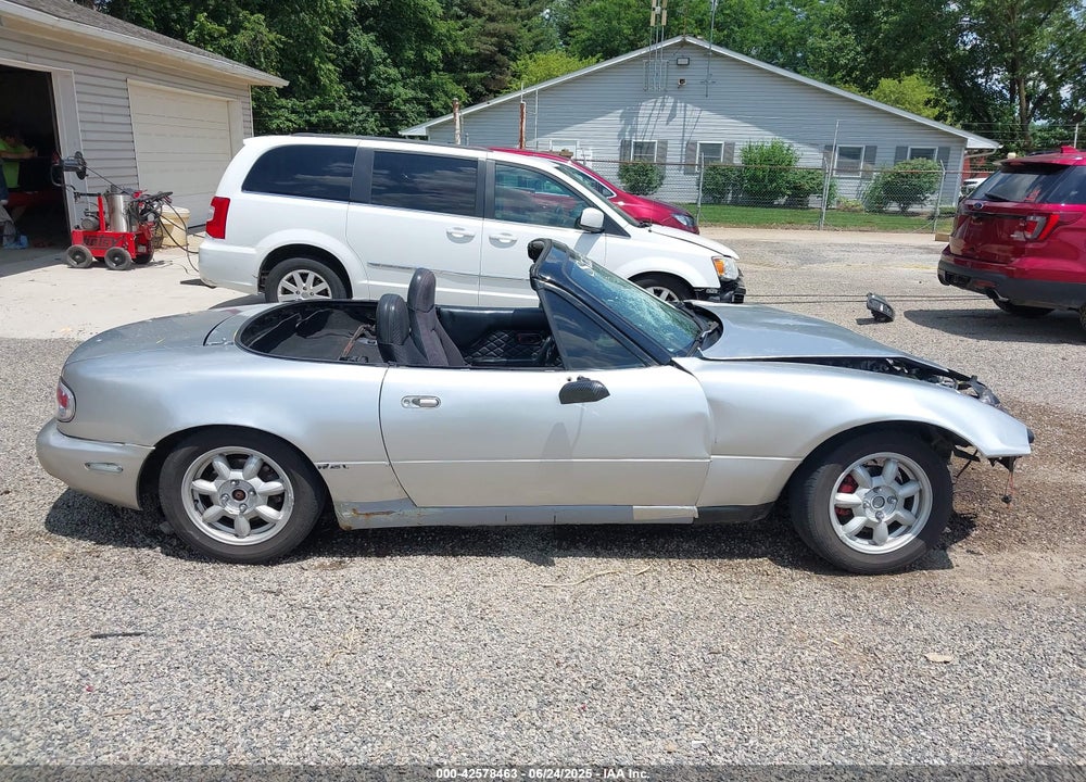 1997 MAZDA MX-5 MIATA LEATHER PKG/M EDITION/POPULAR EQUIPMENT PKG/R PKG./STO/TOURING PKG VIN: JM1NA3537V0726131