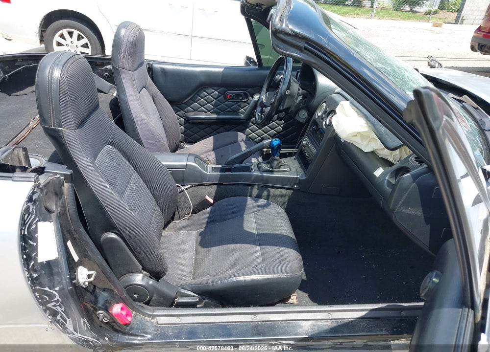 1997 MAZDA MX-5 MIATA LEATHER PKG/M EDITION/POPULAR EQUIPMENT PKG/R PKG./STO/TOURING PKG VIN: JM1NA3537V0726131