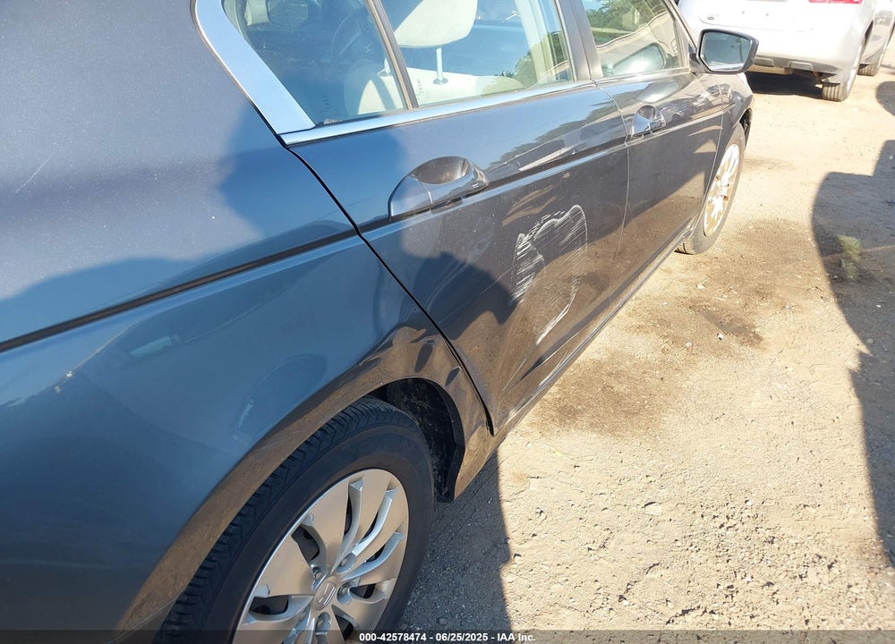 2009 HONDA ACCORD 2.4 LX VIN: 1HGCP26359A062072