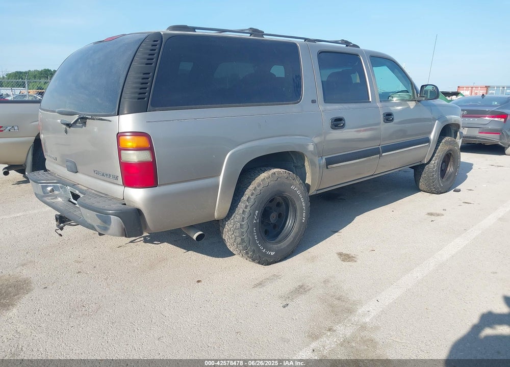 2001 CHEVROLET SUBURBAN 1500 LS VIN: 1GNEC16T31J212804