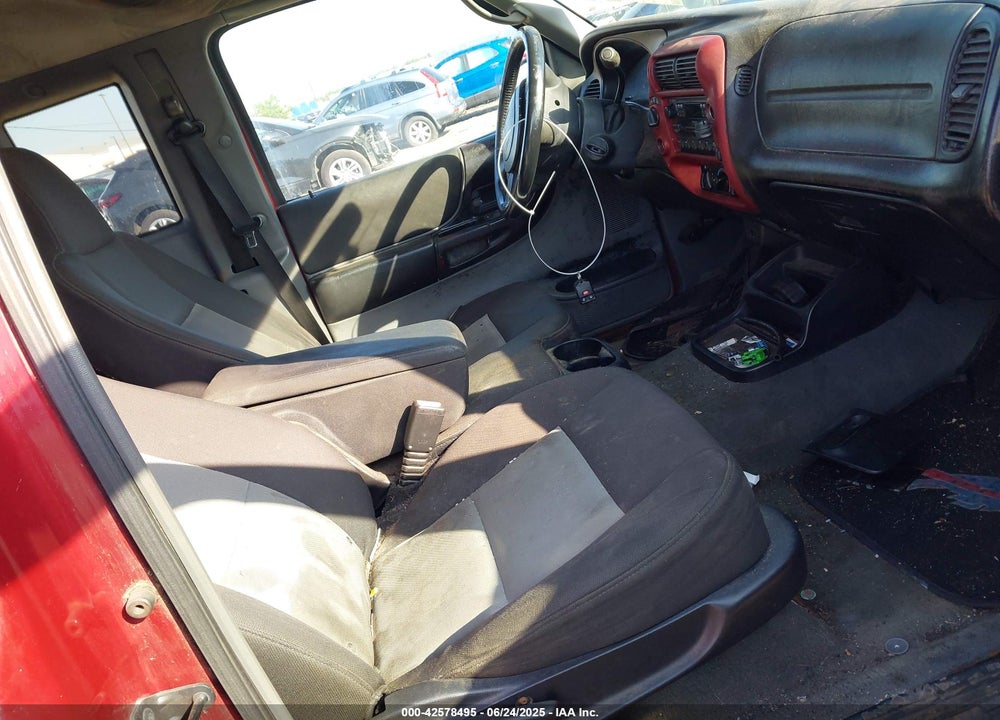 2004 FORD RANGER XLT VIN: 1FTZR15E14PA84138