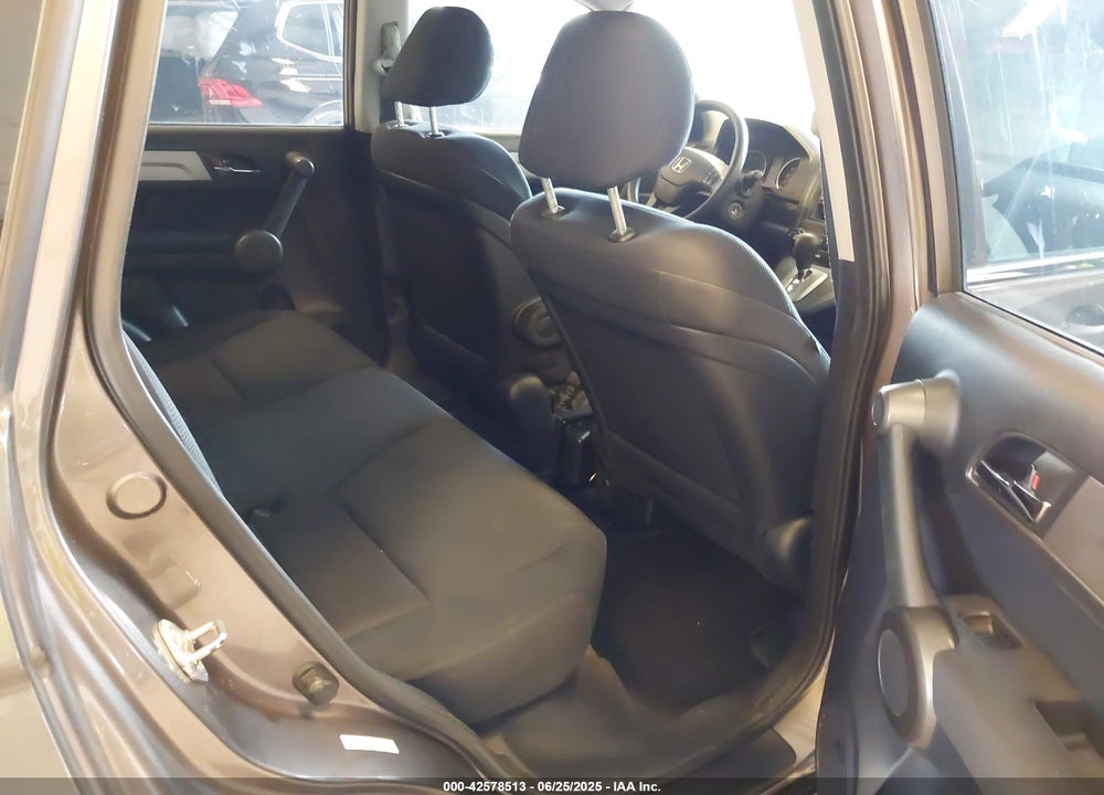 2011 HONDA CR-V LX VIN: 5J6RE3H36BL040698