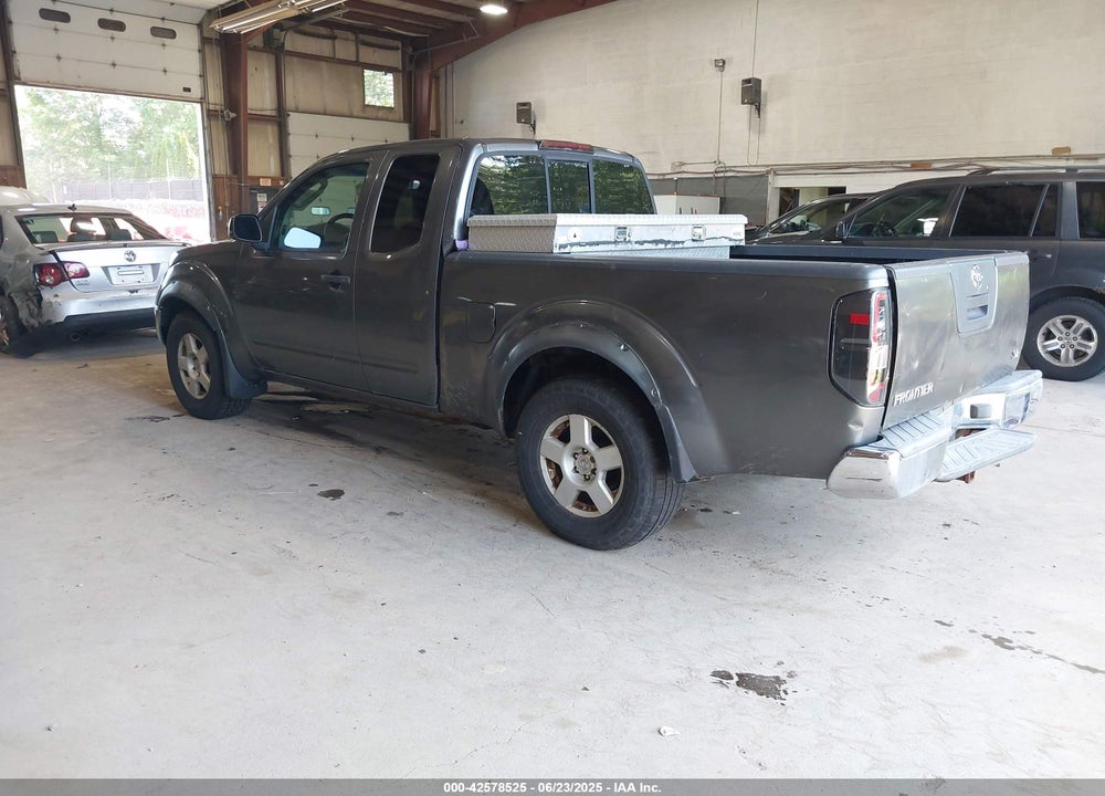 2005 NISSAN FRONTIER SE VIN: 1N6AD06W65C424421